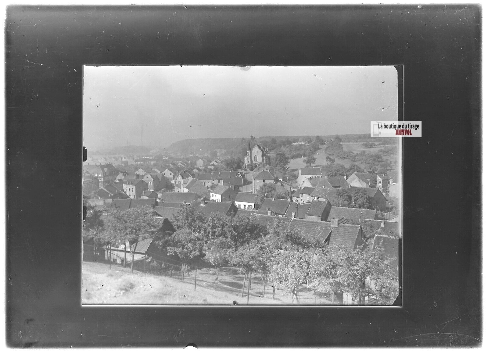 Plaque verre photo ancienne positif noir et blanc 13x18 cm ville campagne France