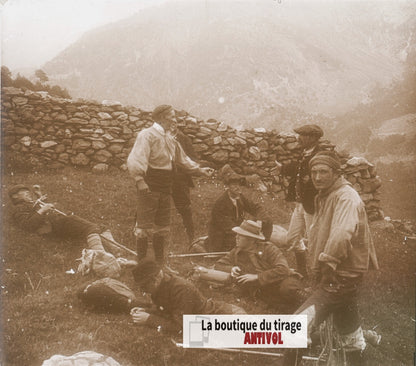 Hospice de Gistain, plaque verre, photo ancienne stéréo, sépia 6x13 cm