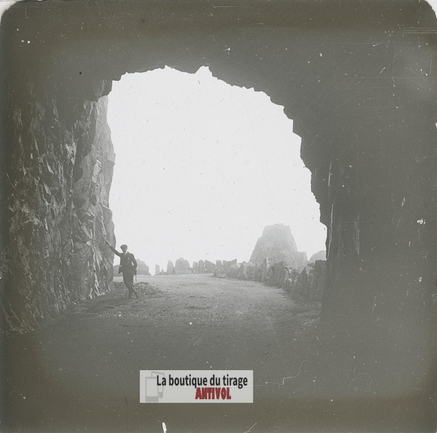 Tunnel en montagne, plaque verre stéréo, photo ancienne 4,5x10,7 cm