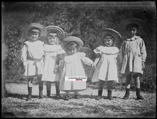 Plaque verre photo ancien négatif noir et blanc 9x12 cm groupe enfants jeu