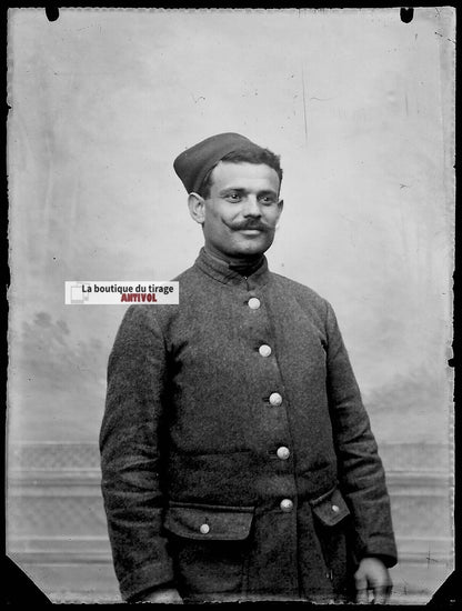 Plaque verre photo ancienne négatif noir et blanc 9x12 cm beau portrait soldat