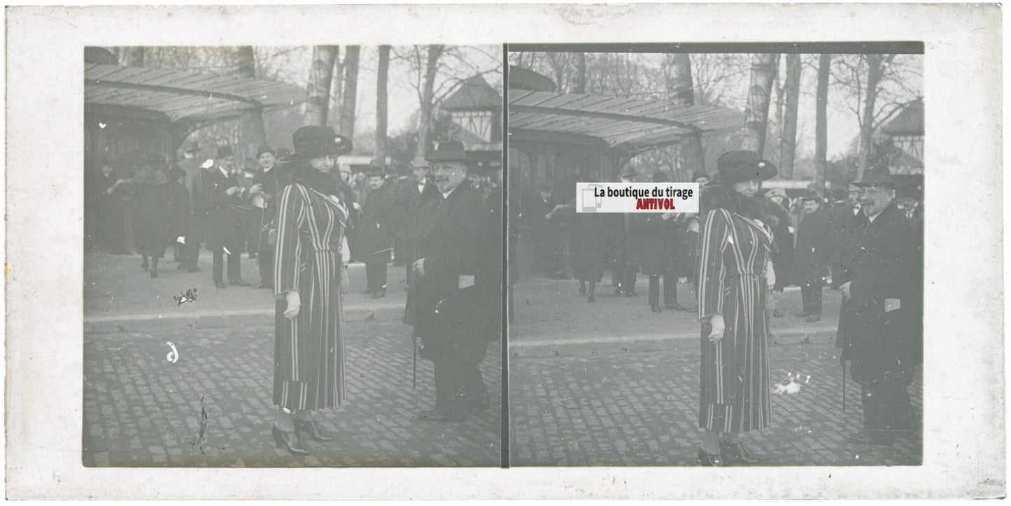 Scène de vie, Longchamp, Paris, plaque verre stéréoscopique, positif 8,5x17 cm