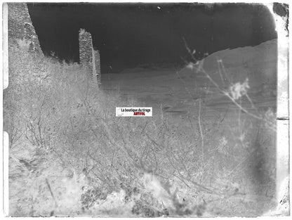 Ruine, montagne, Plaque verre photo ancienne, négatif noir & blanc 9x12 cm