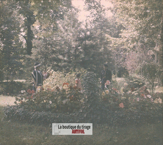 Jardin fleuri, Écully, plaque verre, photo ancienne stéréo 6x13 cm Autochrome