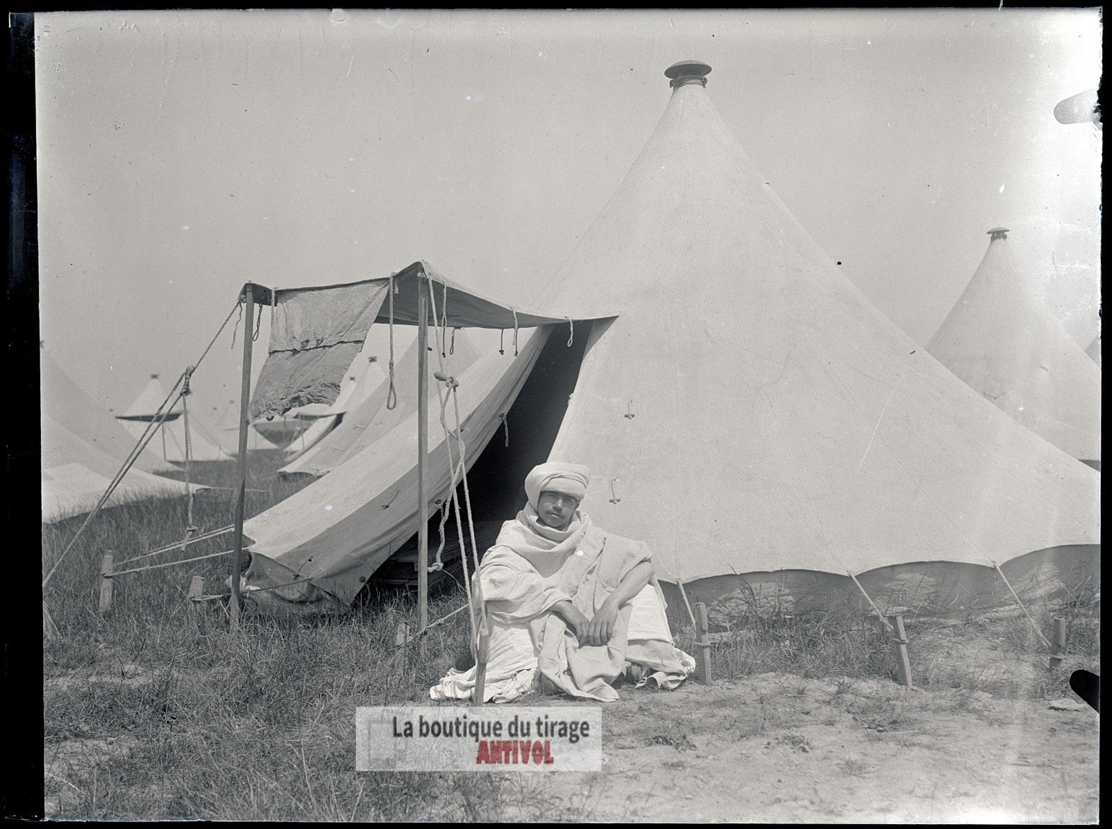 Soldat nord-africain, Bois-l’Évêque, plaque verre, photo, négatif 9x12 cm
