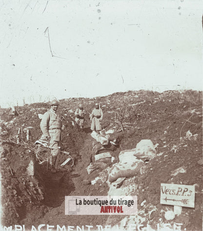 Vauquois, place de l’Église, guerre WW1, plaque verre stéréo, photo 4,5x10,7 cm