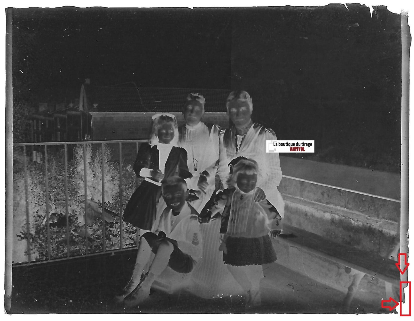 Famille, groupe, enfants, Plaque verre photo, négatif ancien noir & blanc 6x8 cm