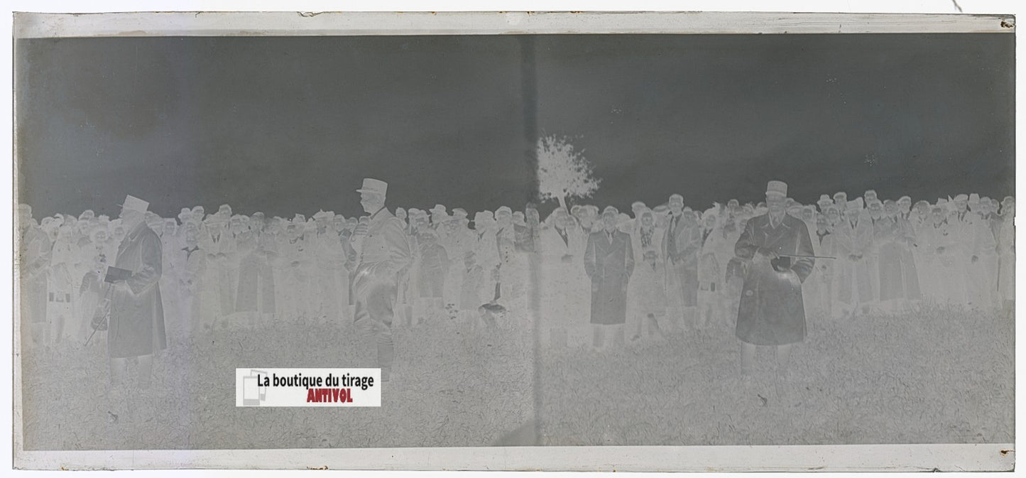 Cérémonie militaire France, plaque verre, photo ancienne, négatif N&B 6x13 cm