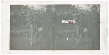 Scène de vie, Longchamp, Paris, plaque verre stéréoscopique, positif 8,5x17 cm