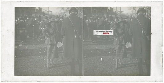 Scène de vie, Longchamp, Paris, plaque verre stéréoscopique, positif 8,5x17 cm