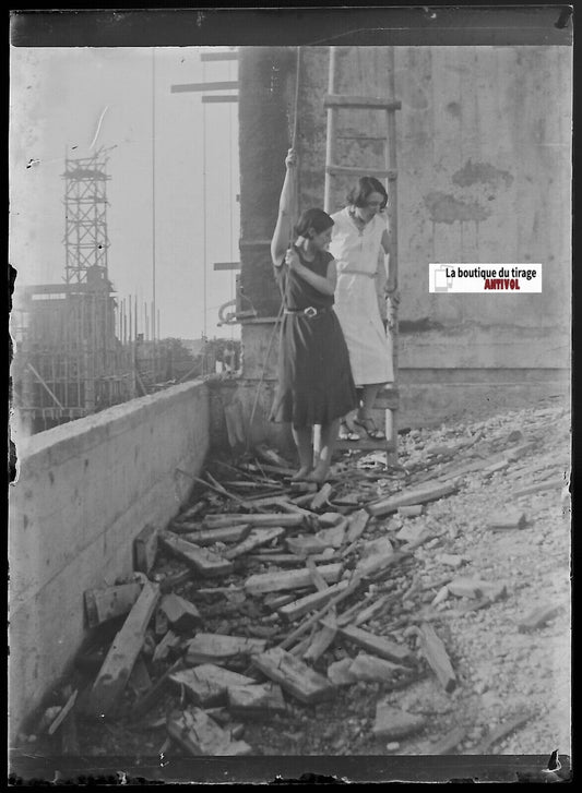 Usine, femmes, Plaque verre photo ancienne, négatif noir & blanc 6x9 cm