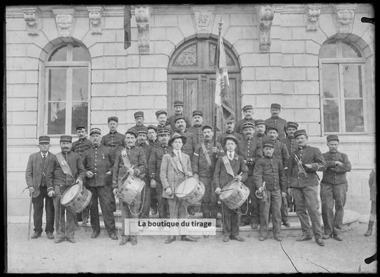 Plaque verre photo ancienne négatif noir et blanc 13x18 cm soldats orchestre 