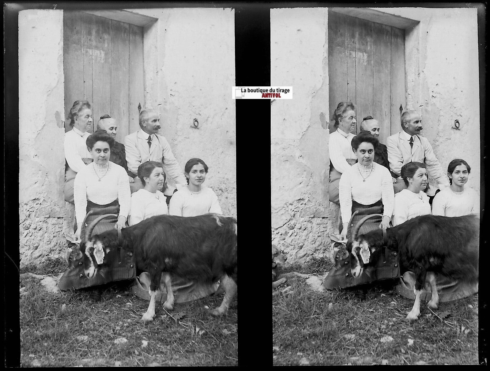 Famille, ferme, Plaque verre photo ancienne, négatif noir & blanc 9x12 cm