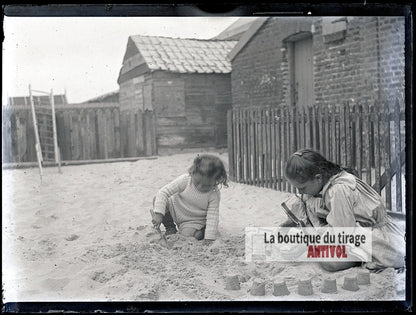 Jeux d'enfants, Berck-Plage, plaque verre photo ancienne, négatif 9x12 cm