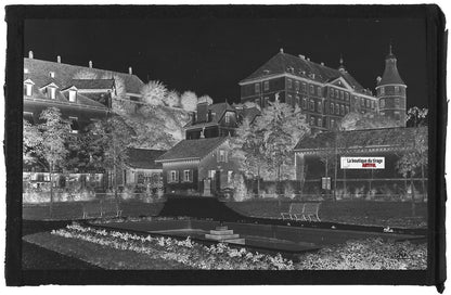 Plaque verre photo vintage négatif noir & blanc 9x14 cm Montbéliard, château