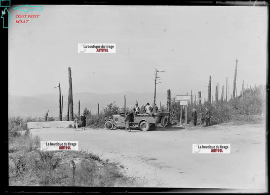 Plaque verre photo ancienne négatif noir et blanc 13x18 cm Trois Epis col Linge