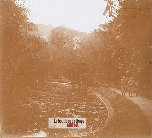 Promenade personnages, Algérie, plaque verre photo ancienne stéréo 6x13 cm