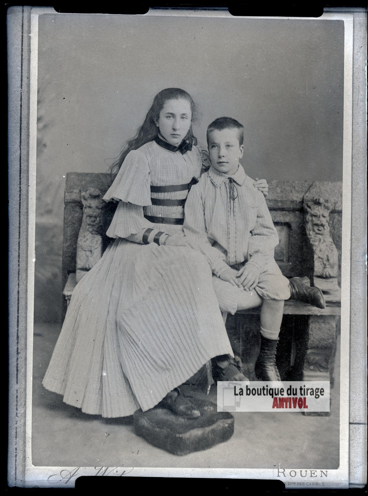 Portrait de deux enfants, banc, plaque verre photo ancienne, négatif 9x12 cm