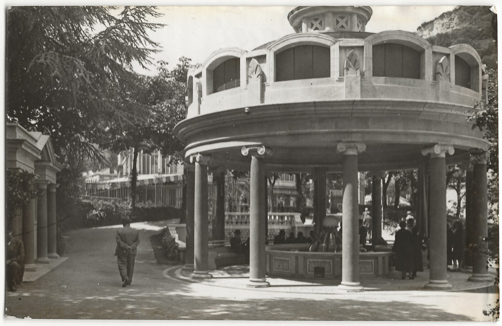 Plaque verre ancienne photo négatif noir & blanc 9x14 cm, Royat, Source Eugénie
