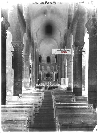 Plaque verre photo ancienne négatif noir et blanc 13x18 cm Saint-Nectaire église