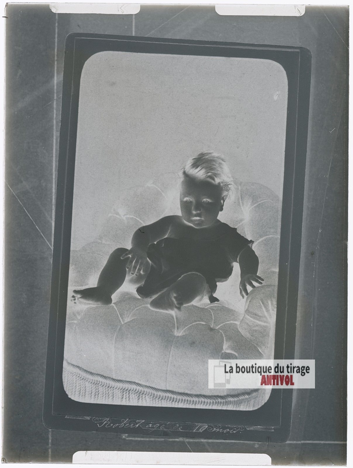 Portrait de bébé en studio, plaque verre photo ancienne, négatif 9x12 cm