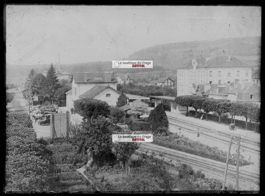 Plaque verre photo ancienne négatif noir et blanc 13x18 cm gare de Vittel SNCF