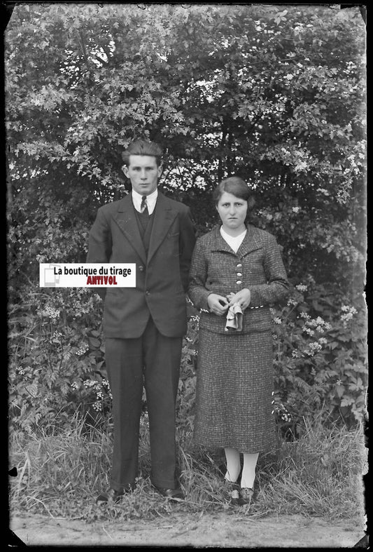 Couple, personnages, Plaque verre photo, négatif noir & blanc 10x15 cm France