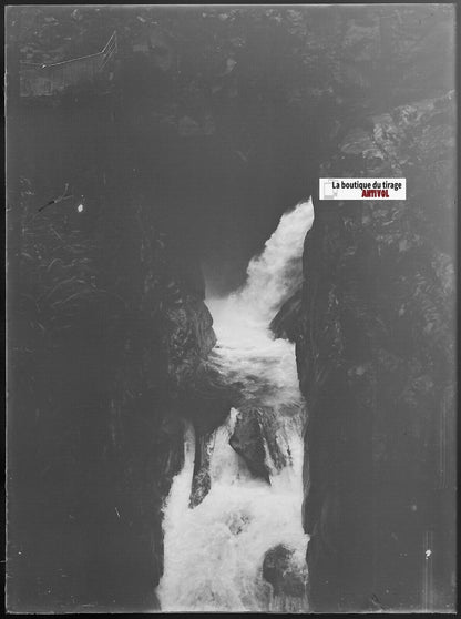 Pyrénées, cascade, Cauterets, Plaque verre photo, négatif noir & blanc 9x12 cm