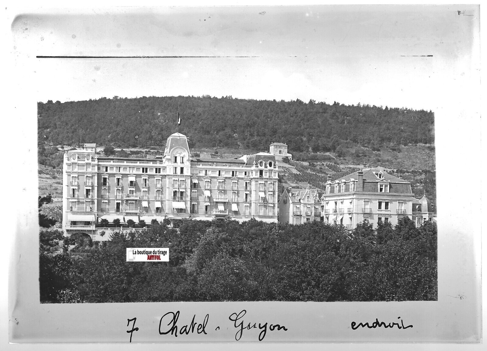 Plaque verre photo ancienne positif noir & blanc 13x18 cm Châtel-Guyon + CPA