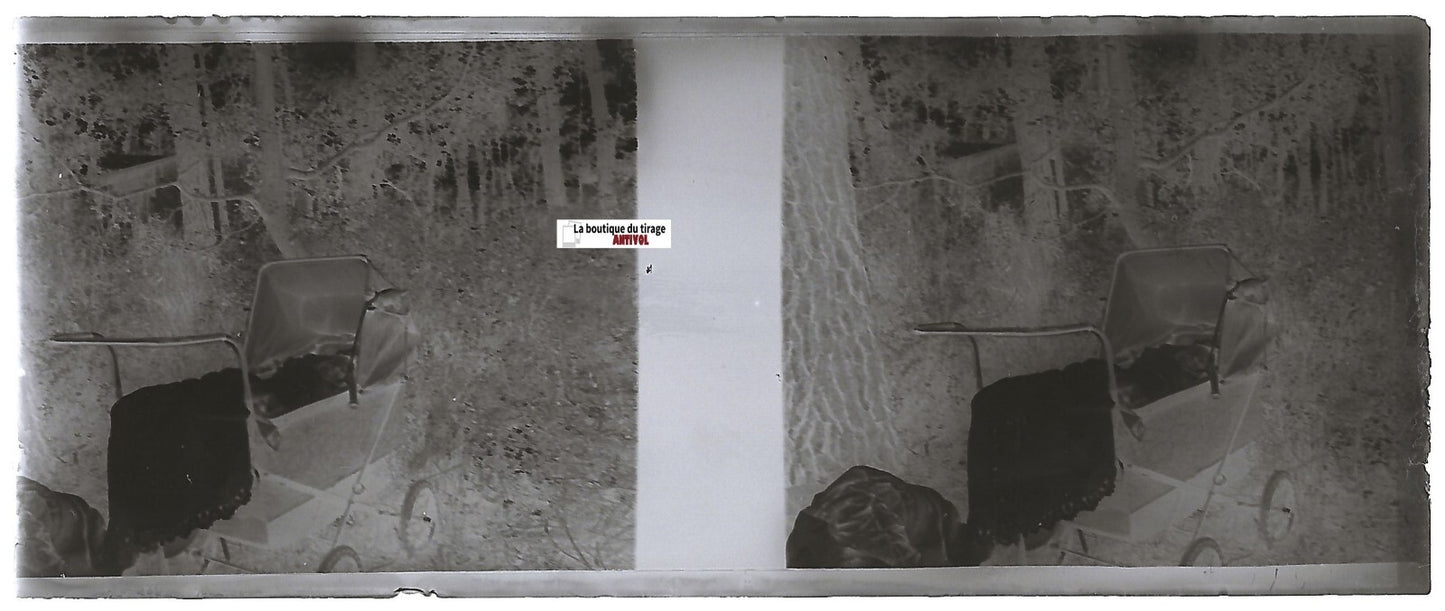 Landau bébé, Plaque verre photo stéréoscopique, négatif noir & blanc 4,5x10,7 cm