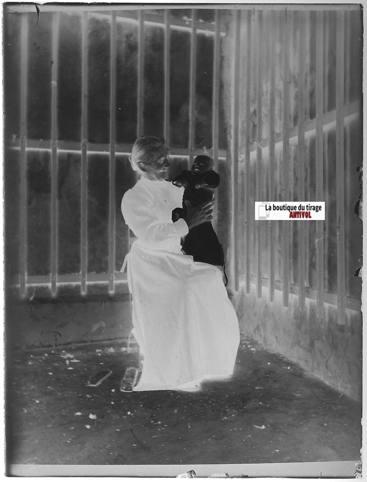 Grand-mère, bébé, Plaque verre photo ancienne, négatif noir & blanc 9x12 cm