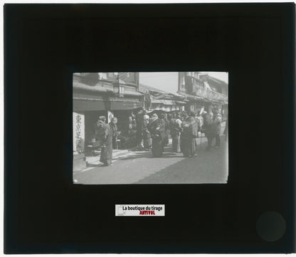 Personnages, Tokyo, Japon, photo plaque verre, noir & blanc, positif 8,5x10 cm