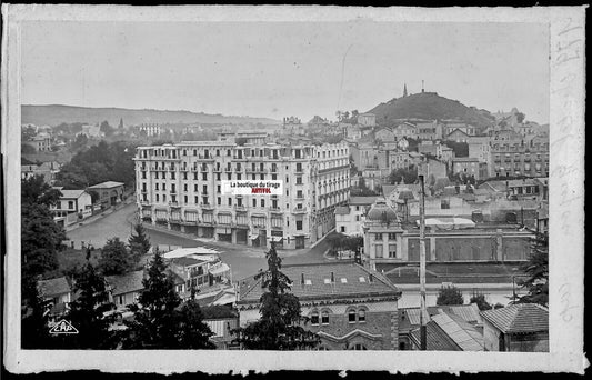 Plaque verre photo ancienne, négatif noir & blanc 9x14 cm, Châtel-Guyon centre