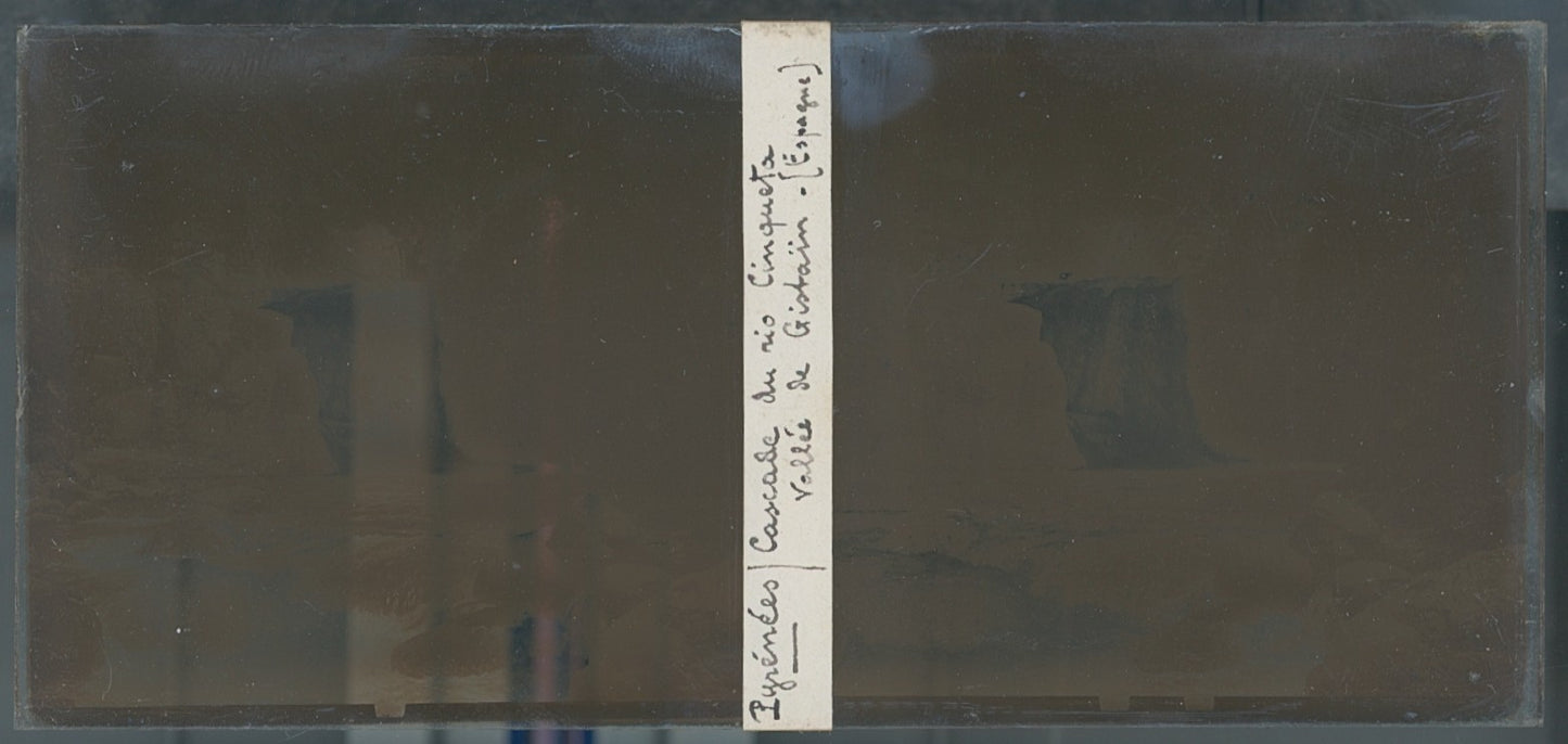Cascade du río Cinqueta, plaque verre, photo ancienne stéréo, sépia 6x13 cm