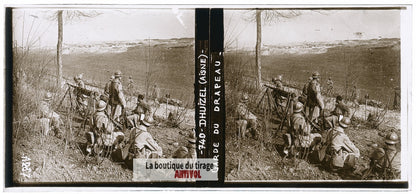 Dhuizel, Aisne, drapeau, guerre WW1, plaque verre photo ancienne stéréo 6x13 cm