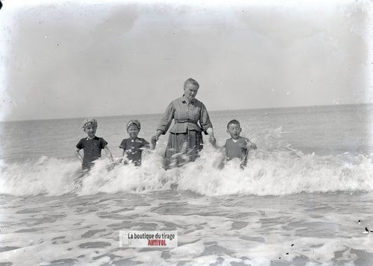 Berck-sur-Mer, baignade enfants, plaque verre photo ancienne, négatif 9x12 cm