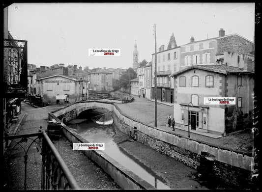 Plaque verre photo ancienne négatif noir et blanc 13x18 cm Billom quai Terail