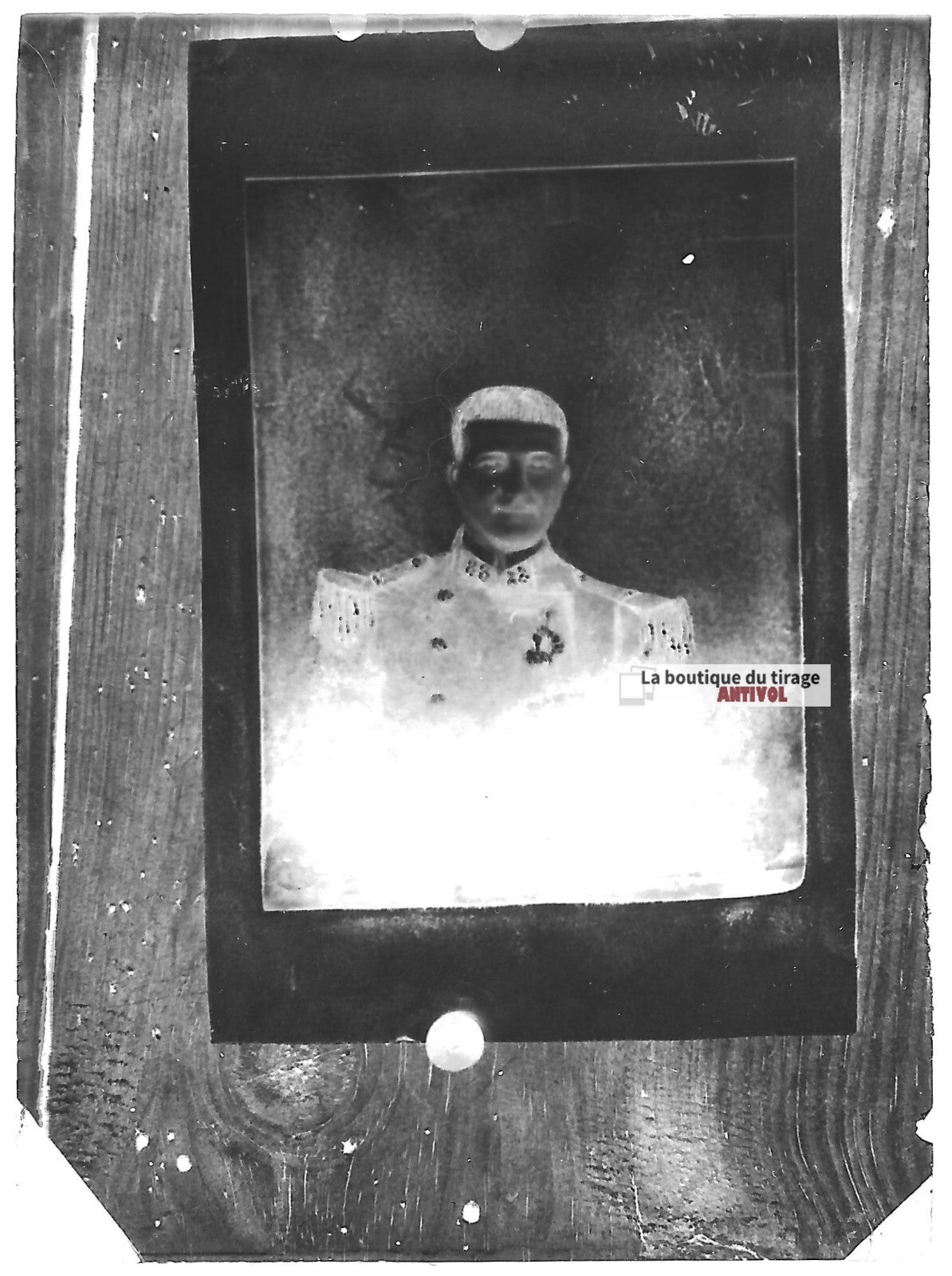 Plaque verre photo ancienne négatif noir et blanc 6x9 cm homme portrait soldat