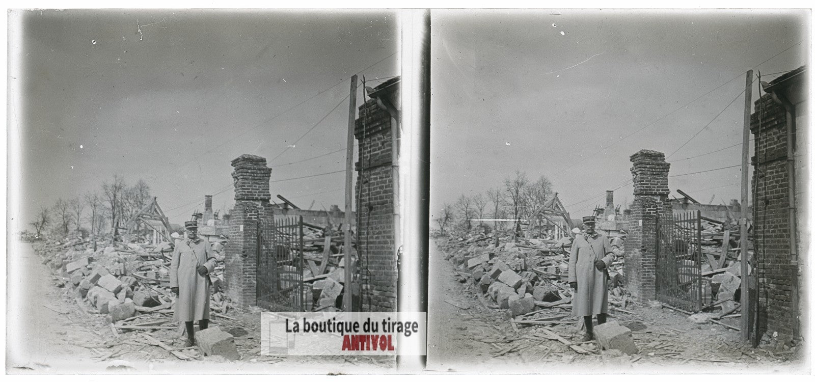 Ruines village, bombardement WW1, plaque verre photo ancienne stéréo 6x13 cm