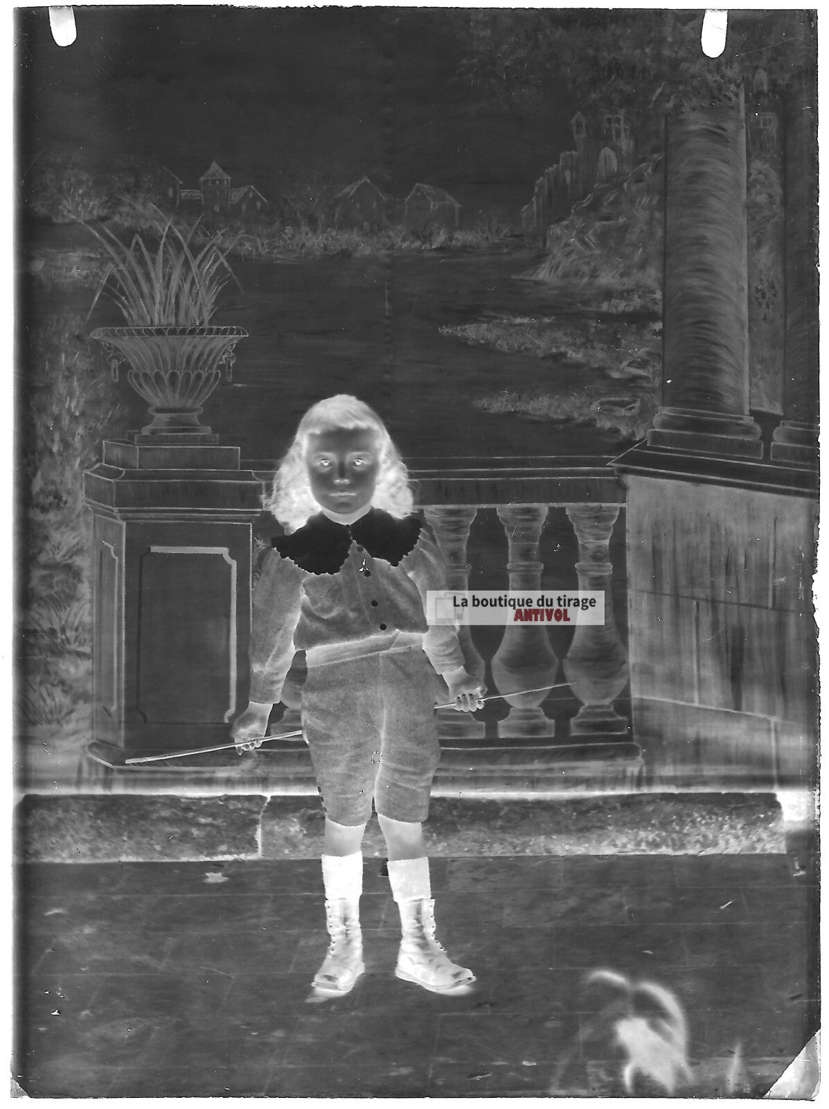 Plaque verre photo ancienne négatif noir et blanc 9x12 cm personnage France 