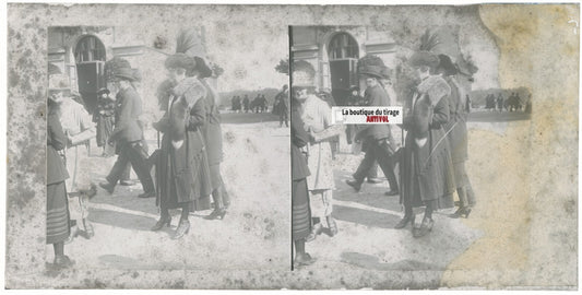 Scène de vie, Longchamp, Paris, plaque verre stéréoscopique, positif 8,5x17 cm