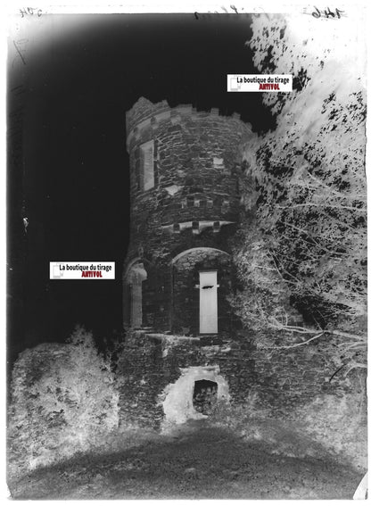 Plaque verre photo ancienne négatif noir et blanc 13x18 cm Billom ruine château