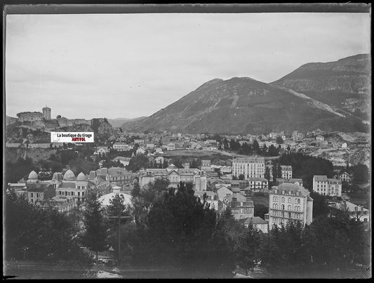 Lourdes, Pyrénées, Plaque verre photo ancienne, négatif noir & blanc 9x12 cm