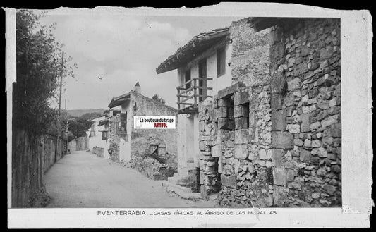 Plaque verre photo vintage négatif noir & blanc 9x14 cm Fuenterrabia, rue