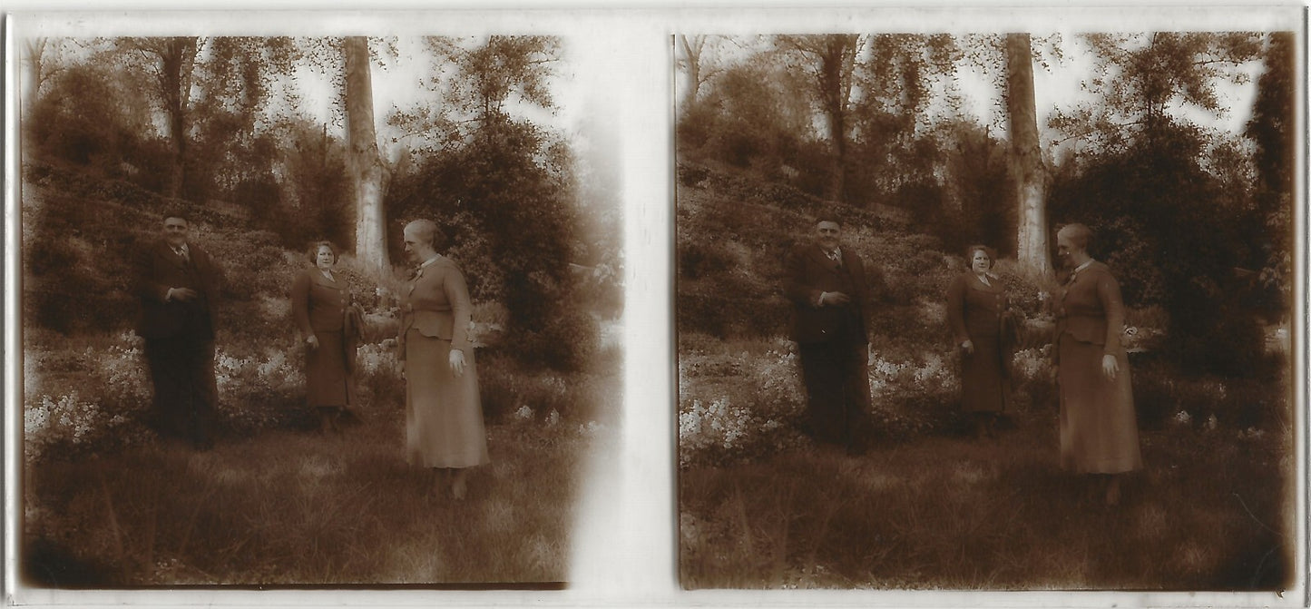 Personnages, Plaque verre photo ancienne stéréo, positif noir & blanc 6x13 cm