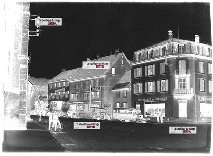 Plaque verre photo ancienne négatif noir et blanc 13x18cm Beaucourt véhicules