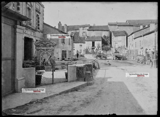 Plaque verre photo ancienne négatif noir et blanc 13x18 cm Vittel fontaine