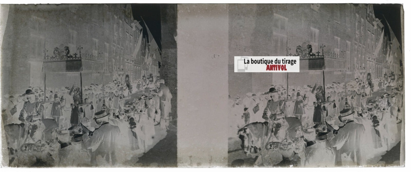 Cortège Bruges, Belgique, Plaque verre stéréo, négatif noir & blanc 4,5x10,7 cm