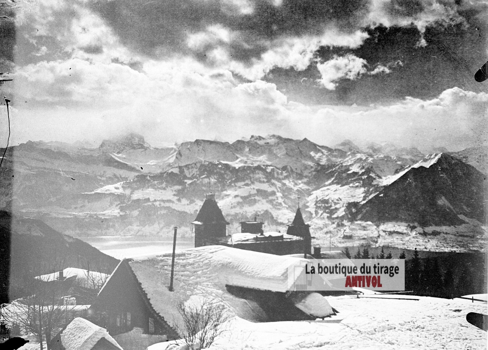 Village des Alpes uranaises, plaque verre photo ancienne, négatif 9x12 cm
