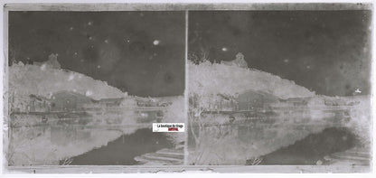 Village rivière, France, Plaque verre photo stéréo, négatif noir & blanc 6x13 cm